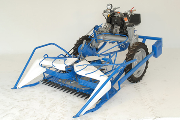 割草、割捆機(jī)