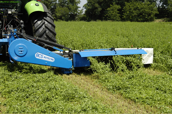 大(dà)型幹草設備