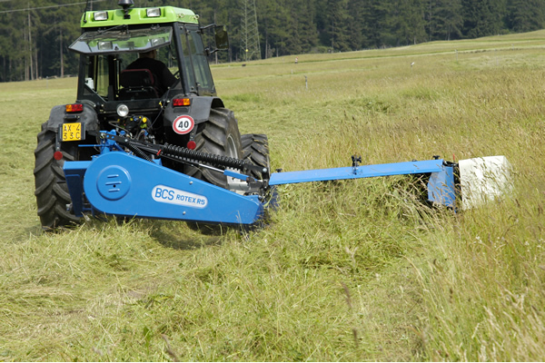 大(dà)型幹草設備