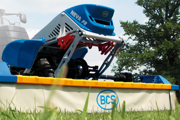 大(dà)型幹草設備